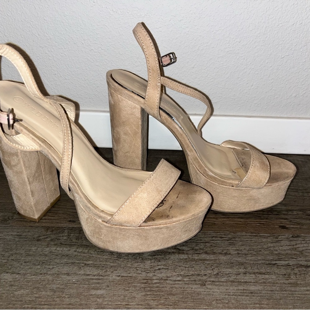 Elegant Beige Platform Heels